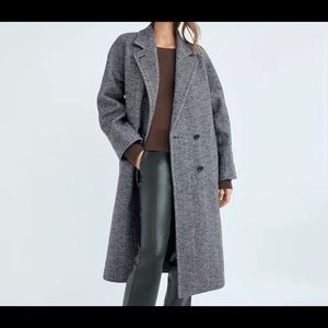 Aritzia the slouch babaton herringbone coat size 2 medium